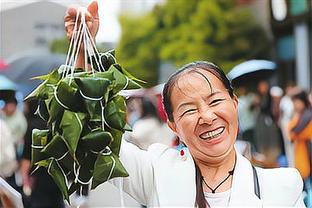 喜迎龙年！巴萨主场？孩子们的舞龙表演？