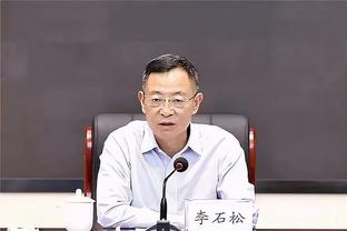 罗马诺谈德容和曼联绯闻：无法确保他会离队，但巴萨面临财政困境